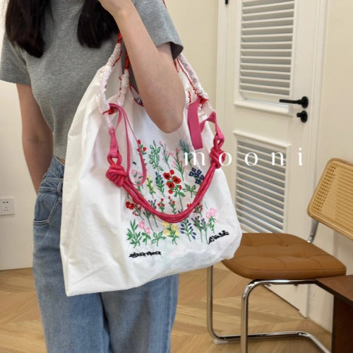 Ball & Chain Embroidery Waterproof Folding Eco-friendly Bag Shopping Bag,Flowers