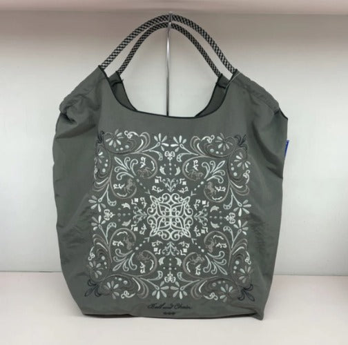 Ball & Chain Embroidery Waterproof Folding  Tote Bags, Eco Bag,Flowers Vine