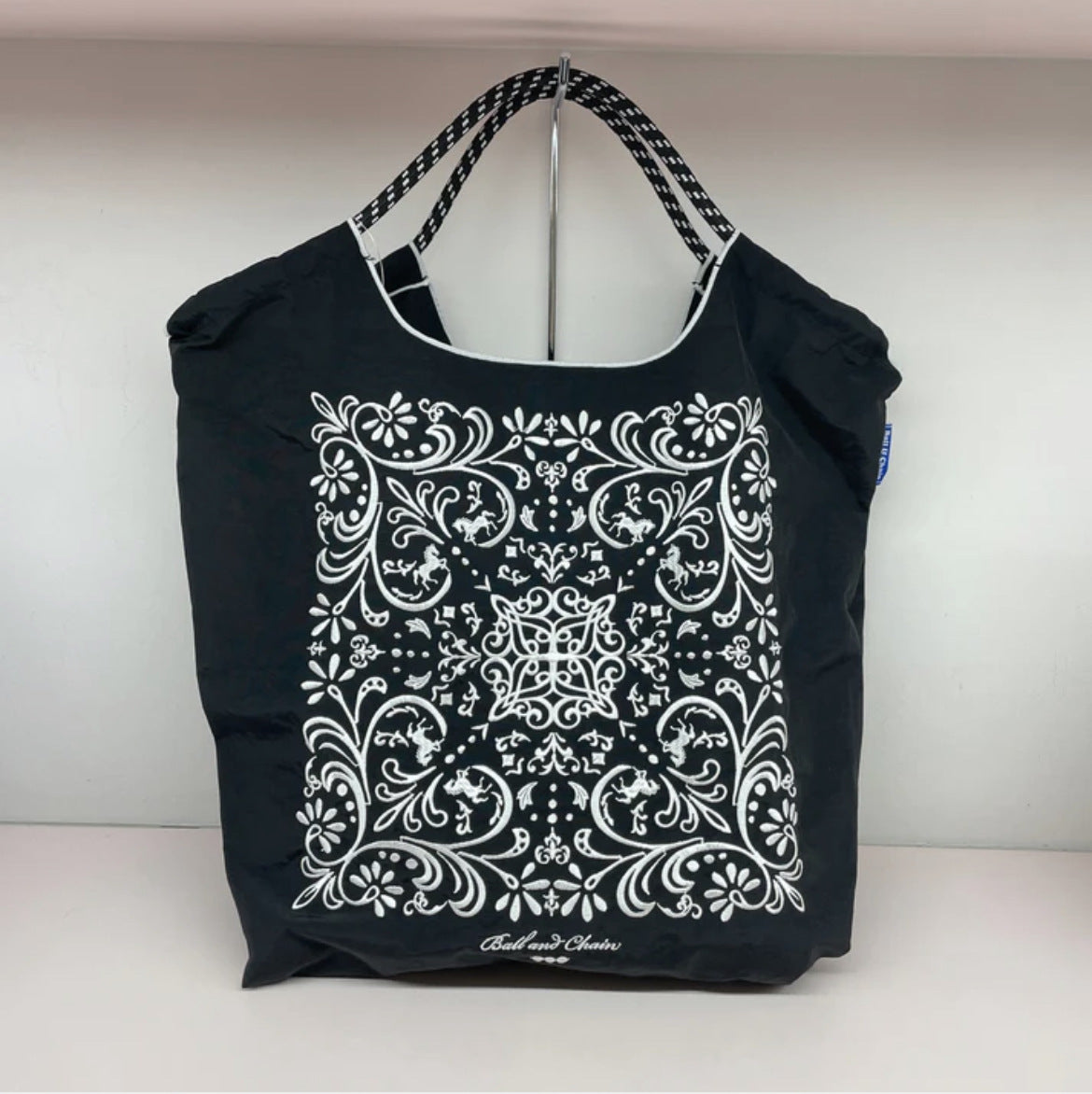 Ball & Chain Embroidery Waterproof Folding  Tote Bags, Eco Bag,Flowers Vine