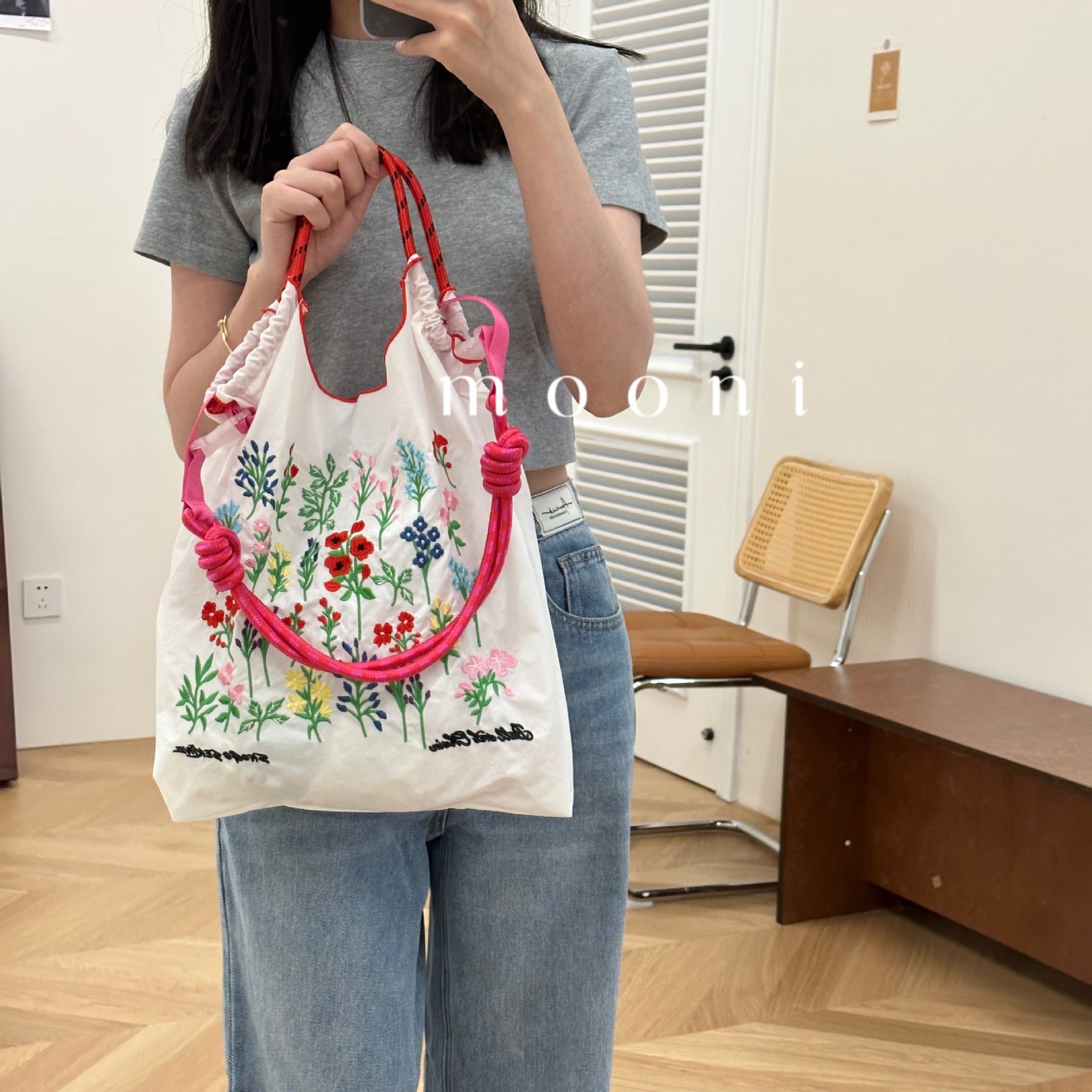 Ball & Chain Embroidery Waterproof Folding Eco-friendly Bag Shopping Bag,Flowers