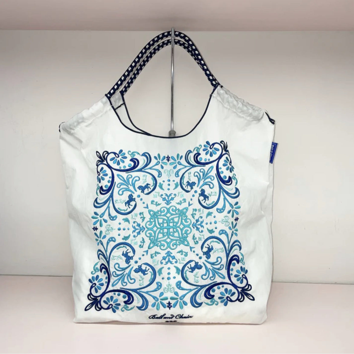 Ball & Chain Embroidery Waterproof Folding  Tote Bags, Eco Bag,Flowers Vine