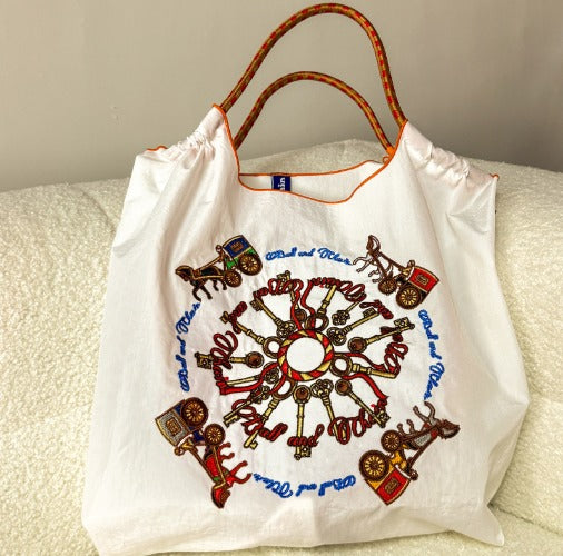 Ball & Chain Embroidery Waterproof Folding Eco-friendly Bag Shopping Bag,Carriage